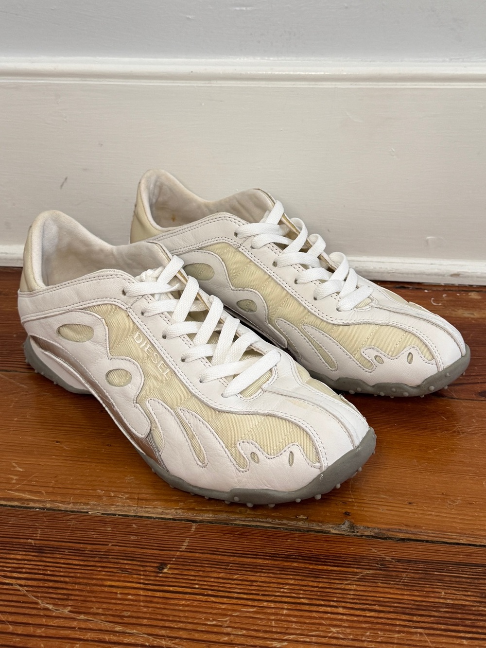 Diesel White Leather Cream Fabric Cutout Silver Low Sneakers Shoes Women's 11